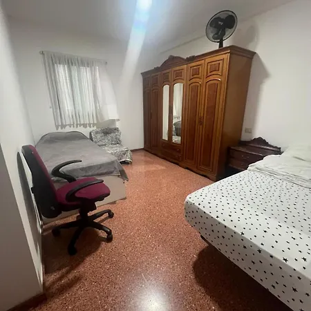 1 комната в квартире Pensión Las Palmas de Gran Canaria